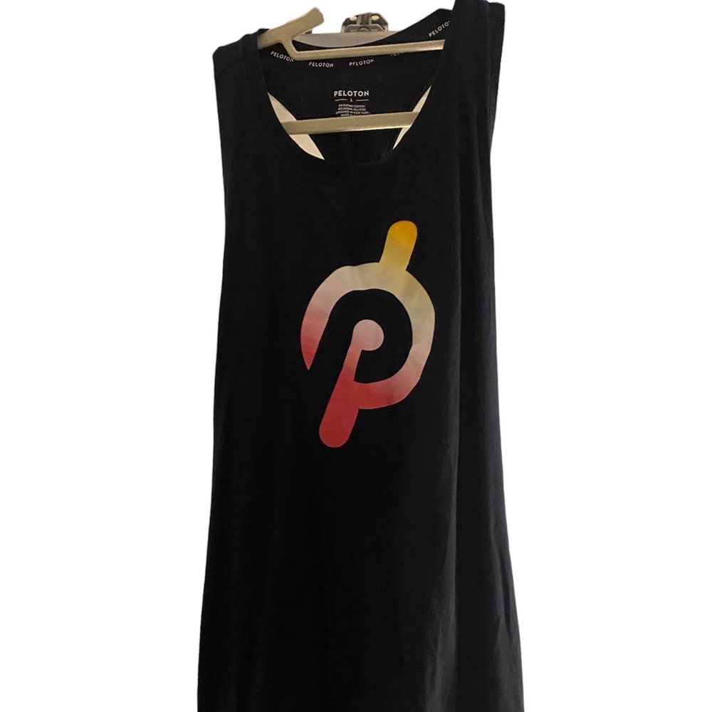 Peloton ‘Together we go far’ tank in excellent used condition.